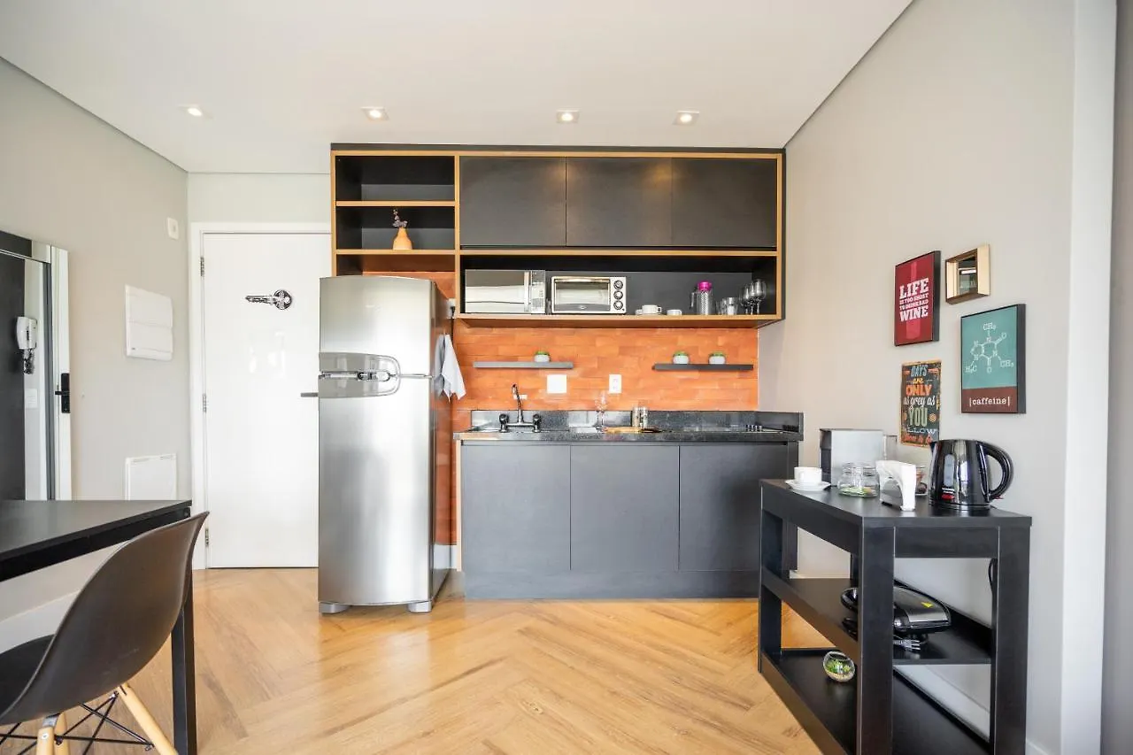 Studio em localização incrível, com garagem, piscina e academia - Vila Olímpia Apartamento São Paulo