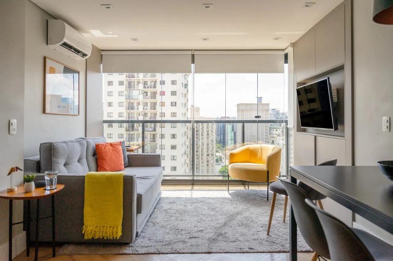 Studio em localização incrível, com garagem, piscina e academia - Vila Olímpia Apartamento São Paulo