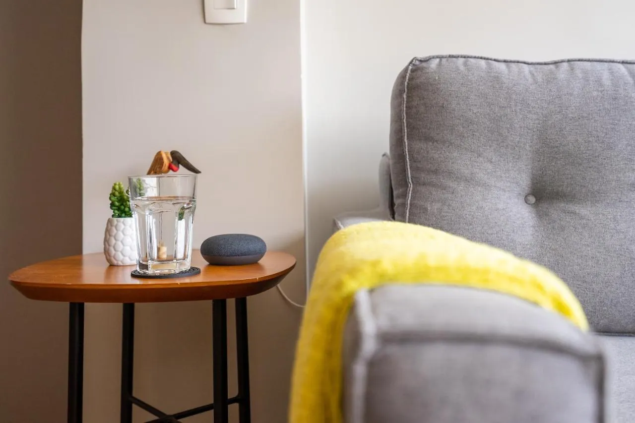 Studio em localização incrível, com garagem, piscina e academia - Vila Olímpia Apartamento São Paulo Brasil