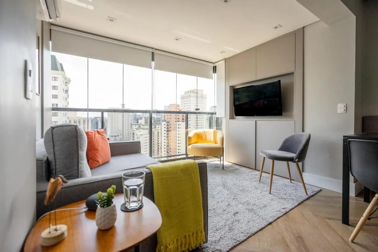 Studio em localização incrível, com garagem, piscina e academia - Vila Olímpia Apartamento São Paulo 0*,