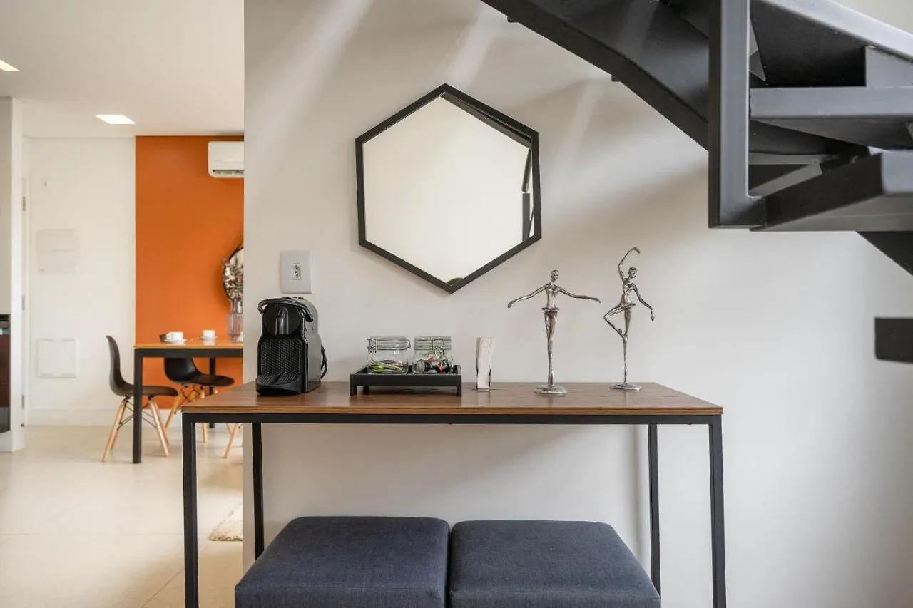 Studio em localização incrível, com garagem, piscina e academia - Vila Olímpia Apartamento São Paulo 0*,  Brasil
