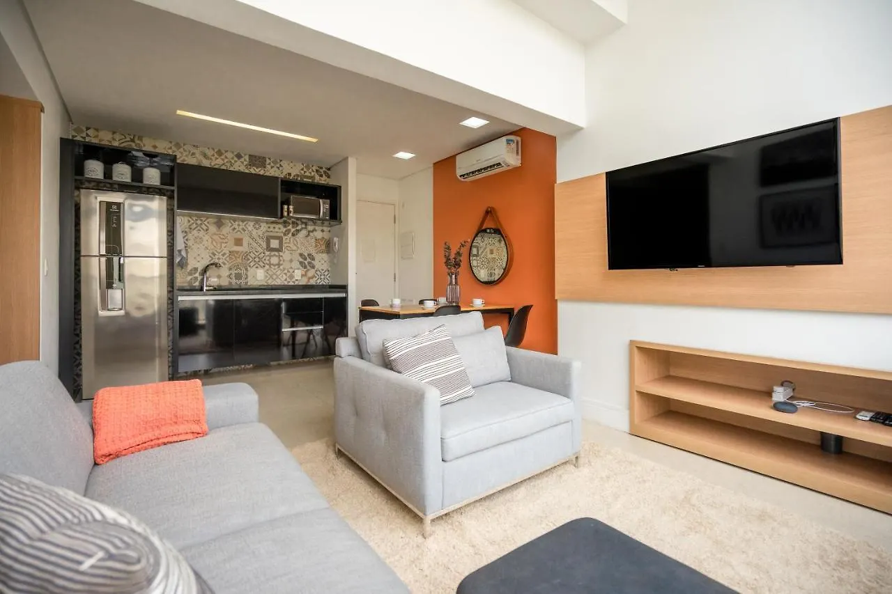 Studio em localização incrível, com garagem, piscina e academia - Vila Olímpia Apartamento São Paulo